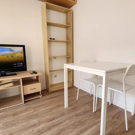 Apartment Lumineux, Confortable Et Calme, Parking *