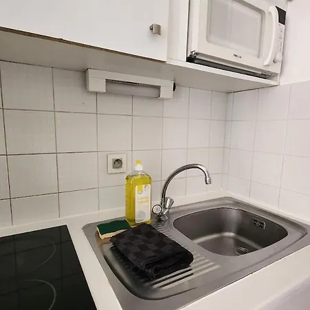 Lumineux, Confortable Et Calme, Parking Apartamento *